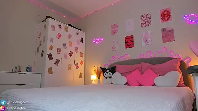 Kate Clover online show from 05/16/26, 06:54