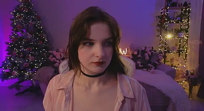 Snapshot of -Kottyaa- chatting on 12/23/24, 10:10 -Kottyaa- online show from 12/23/24, 10:10