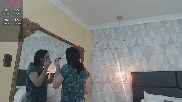 JustinePerry online show from 09/20/25, 03:51