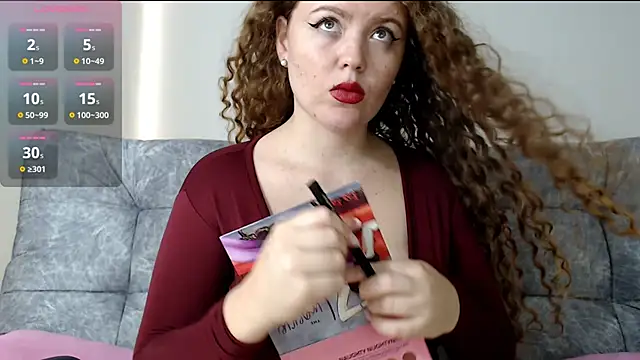 Snapshot of Mia_fooxx_ chatting on 02/05/25, 12:38 Mia fooxx online show from 02/05/25, 12:38