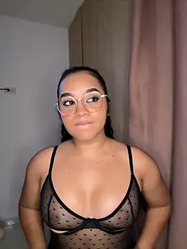 Lucy wilson5 online show from 02/16/25, 06:32