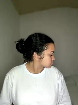 Lucy wilson5 online show from 10/11/25, 09:19