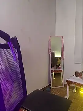 Snapshot of 911Calling chatting on 01/03/25, 08:54 911Calling online show from 01/03/25, 08:54