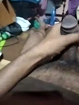 Snapshot of tamil_horny09 chatting on 10/12/25, 05:12 tamil horny09 online show from 10/12/25, 05:12