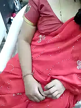 Snapshot of aliseanu chatting on 12/22/24, 09:55 aliseanu online show from 12/22/24, 09:55