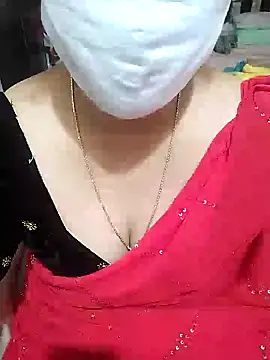 Snapshot of aliseanu chatting on 01/12/25, 11:28 aliseanu online show from 01/12/25, 11:28