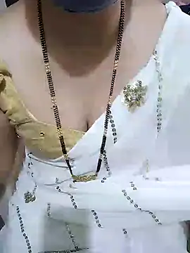 Snapshot of aliseanu chatting on 01/20/25, 05:59 aliseanu online show from 01/20/25, 05:59