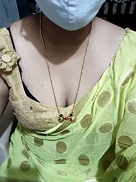 Snapshot of aliseanu chatting on 03/16/25, 02:33 aliseanu online show from 03/16/25, 02:33