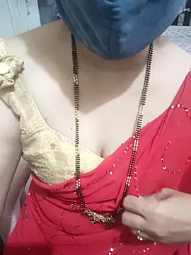 Snapshot of aliseanu chatting on 09/18/25, 07:10 aliseanu online show from 09/18/25, 07:10