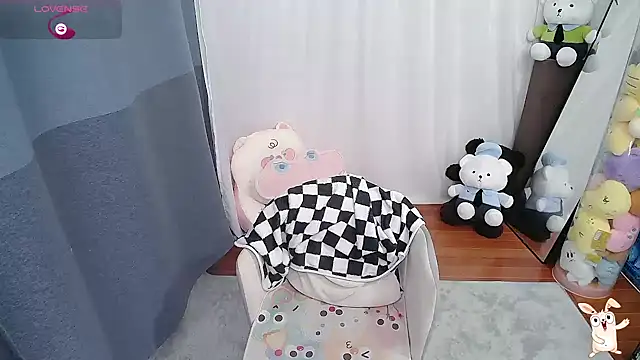 CN-Doudou online show from 10/21/25, 02:34