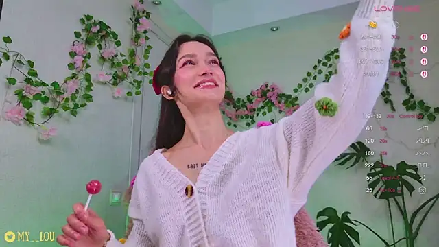 Snapshot of MyLou_ chatting on 09/14/25, 03:11 MyLou online show from 09/14/25, 03:11