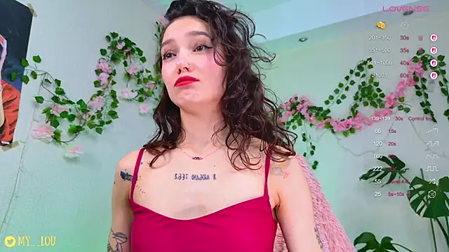 Snapshot of MyLou_ chatting on 09/21/25, 03:13 MyLou online show from 09/21/25, 03:13