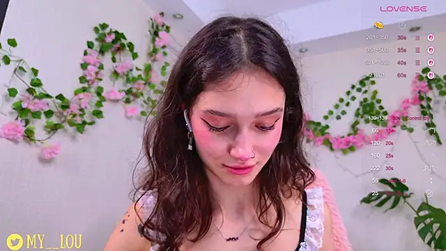 Snapshot of MyLou_ chatting on 09/23/25, 03:15 MyLou online show from 09/23/25, 03:15