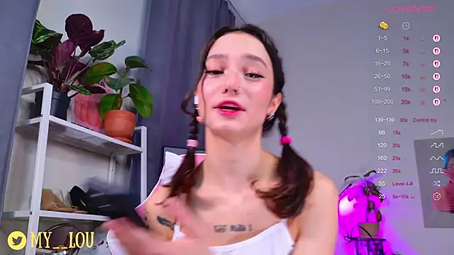 Snapshot of MyLou_ chatting on 10/14/25, 03:13 MyLou online show from 10/14/25, 03:13