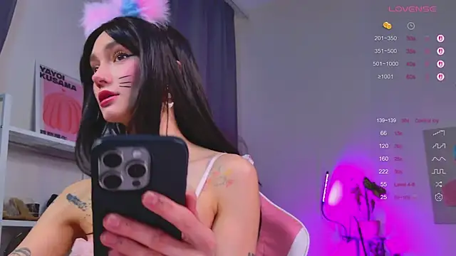 Snapshot of MyLou_ chatting on 12/14/25, 03:17 MyLou online show from 12/14/25, 03:17