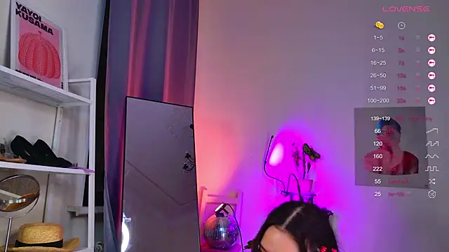 Snapshot of MyLou_ chatting on 12/16/25, 03:17 MyLou online show from 12/16/25, 03:17