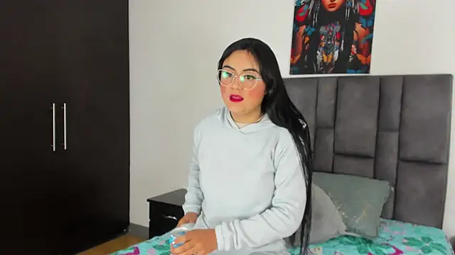 Snapshot of Dulce_amg chatting on 02/11/25, 12:58 Dulce amg online show from 02/11/25, 12:58