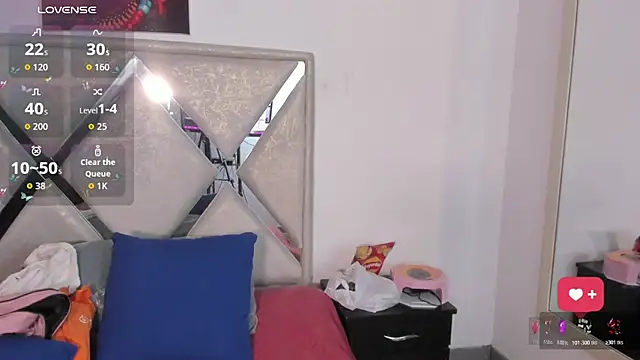 Snapshot of Dulce_amg chatting on 11/12/25, 03:18 Dulce amg online show from 11/12/25, 03:18