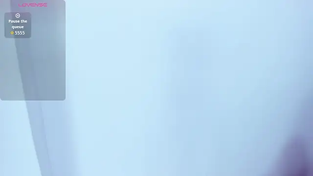 Snapshot of Dulce_amg chatting on 12/23/25, 02:31 Dulce amg online show from 12/23/25, 02:31