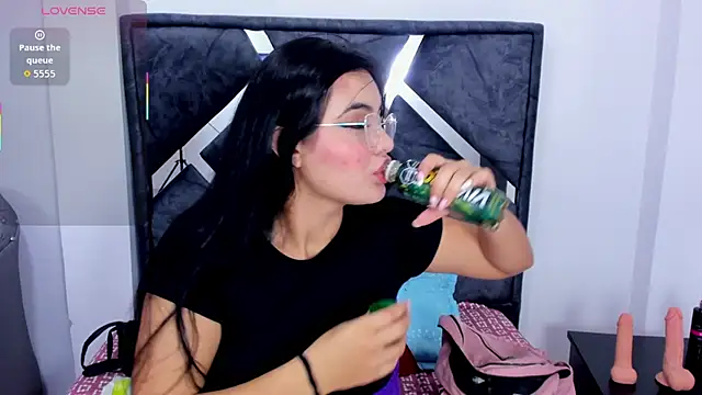 Snapshot of Dulce_amg chatting on 01/11/26, 04:28 Dulce amg online show from 01/11/26, 04:28