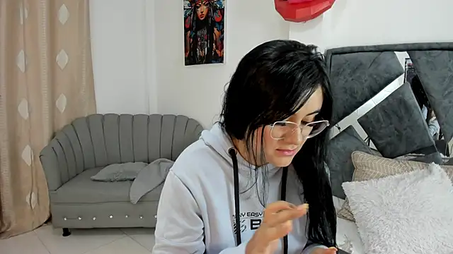 Dulce amg online show from 05/19/26, 02:07