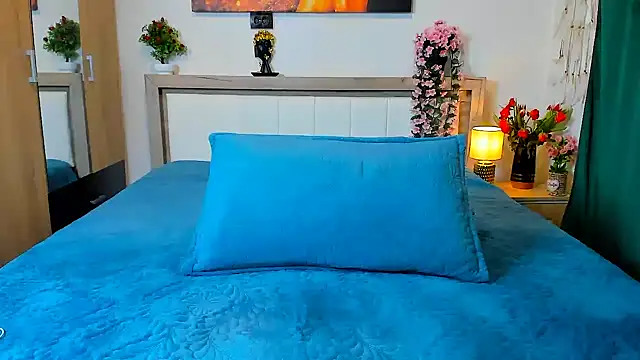 Snapshot of sweetangell69_ chatting on 02/20/26, 06:26 sweetangell69 online show from 02/20/26, 06:26