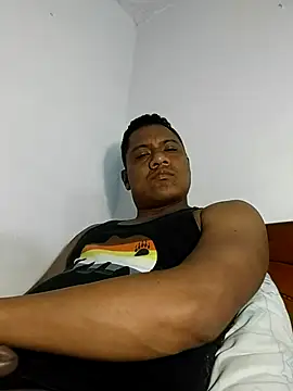 Snapshot of latinblack01 chatting on 03/04/25, 05:00 latinblack01 online show from 03/04/25, 05:00