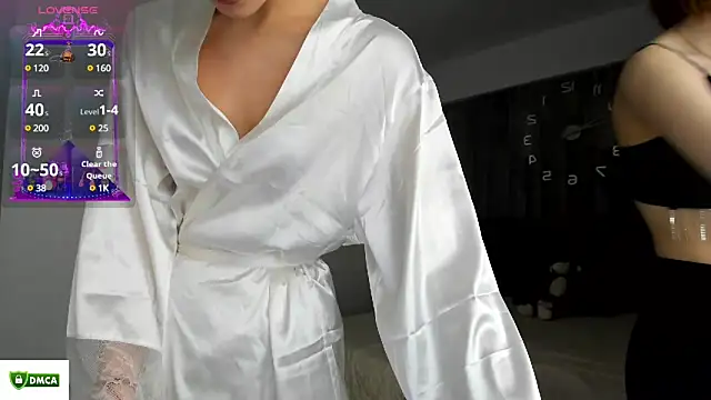 Snapshot of mitimisimi chatting on 12/21/24, 07:56 mitimisimi online show from 12/21/24, 07:56