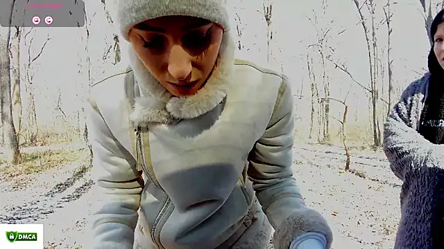 Snapshot of mitimisimi chatting on 02/19/25, 09:50 mitimisimi online show from 02/19/25, 09:50