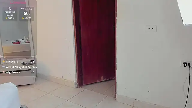 Snapshot of Alhana_pulido chatting on 12/24/24, 12:22 Alhana pulido online show from 12/24/24, 12:22