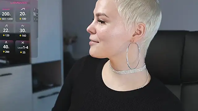 LikaBerry1 online show from 02/16/25, 05:48