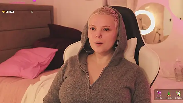 LikaBerry1 online show from 01/17/26, 12:32