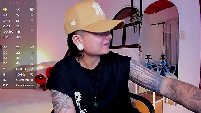 ZuryRamirez  online show from 05/25/26, 08:26