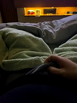 Snapshot of Hjsjsjsjjd chatting on 09/09/25, 08:03 Hjsjsjsjjd online show from 09/09/25, 08:03