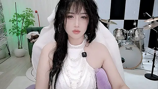 Vaness-a online show from 10/04/25, 05:33