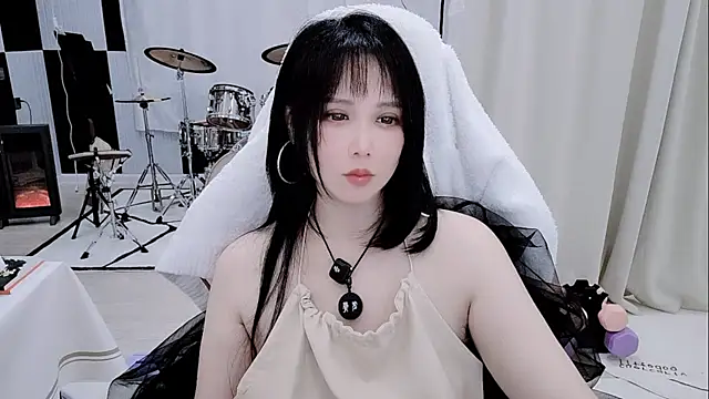 Vaness-a online show from 04/04/26, 02:47