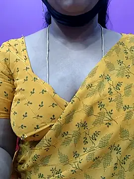 Vaishali90 online show from 12/25/24, 09:33