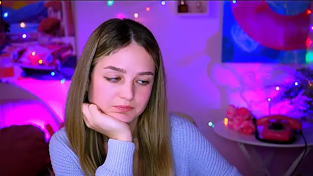 Snapshot of DeboraLarson chatting on 02/07/25, 06:45 DeboraLarson online show from 02/07/25, 06:45