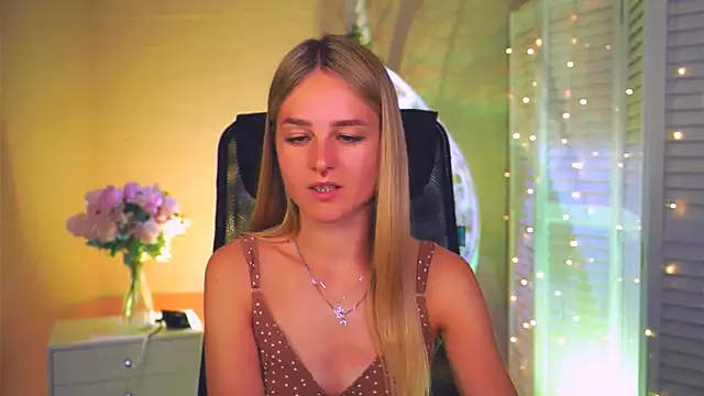 DeboraLarson online show from 03/26/26, 03:34