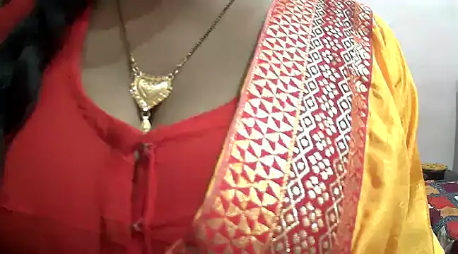 Snapshot of HOT-SEEMAA chatting on 01/30/25, 03:40 HOT-SEEMAA online show from 01/30/25, 03:40