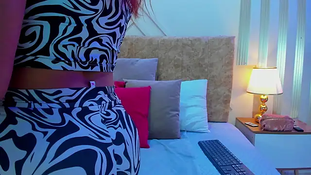 ashley  foxx  online show from 10/15/25, 02:39