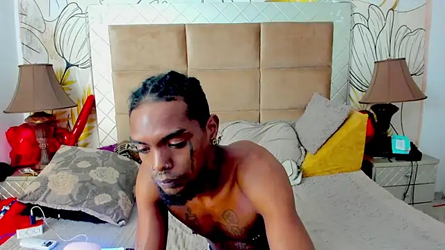 bigblackhotx1 online show from 10/11/25, 02:48