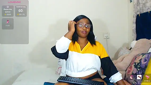 veronica1xxx online show from 04/13/26, 07:52