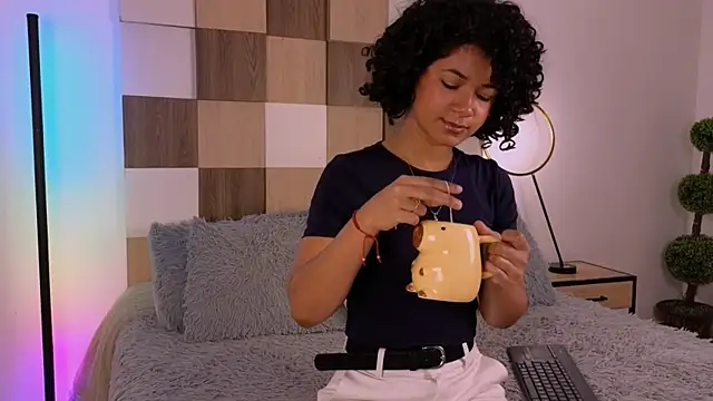 Adele Carter  online show from 11/07/25, 11:32