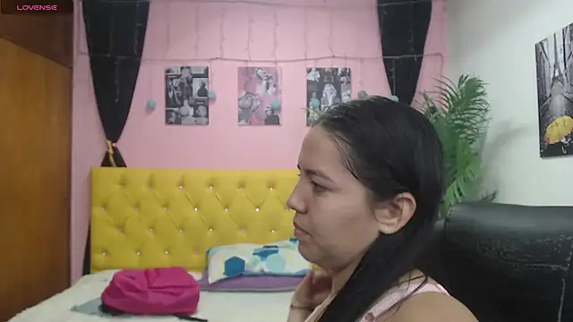 candiapole online show from 02/14/25, 04:09