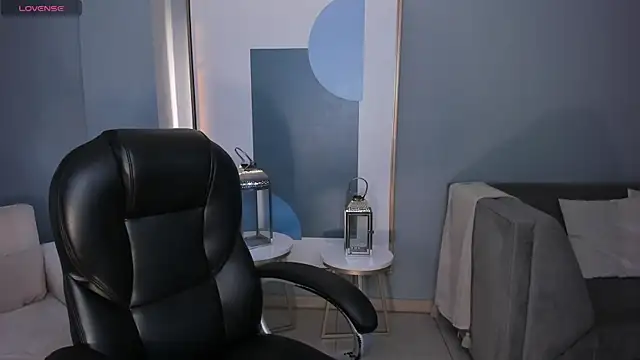 Snapshot of GabriellaLee chatting on 11/15/25, 02:42 GabriellaLee online show from 11/15/25, 02:42