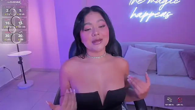 Snapshot of GabriellaLee chatting on 12/04/25, 03:05 GabriellaLee online show from 12/04/25, 03:05