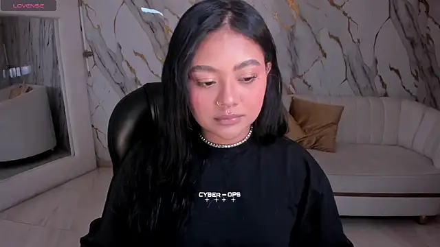 Snapshot of GabriellaLee chatting on 12/16/25, 02:49 GabriellaLee online show from 12/16/25, 02:49