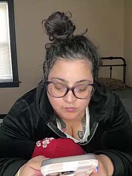 tillymarie34 online show from 11/23/25, 07:46