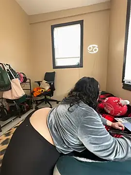 tillymarie34 online show from 02/23/26, 06:05